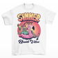 White t-shirt of a skeleton floating on a rubber flamingo in the sea with a cocktail and cigar in front of a sunset with text "SUMMER FEELING BEACH VIBES".